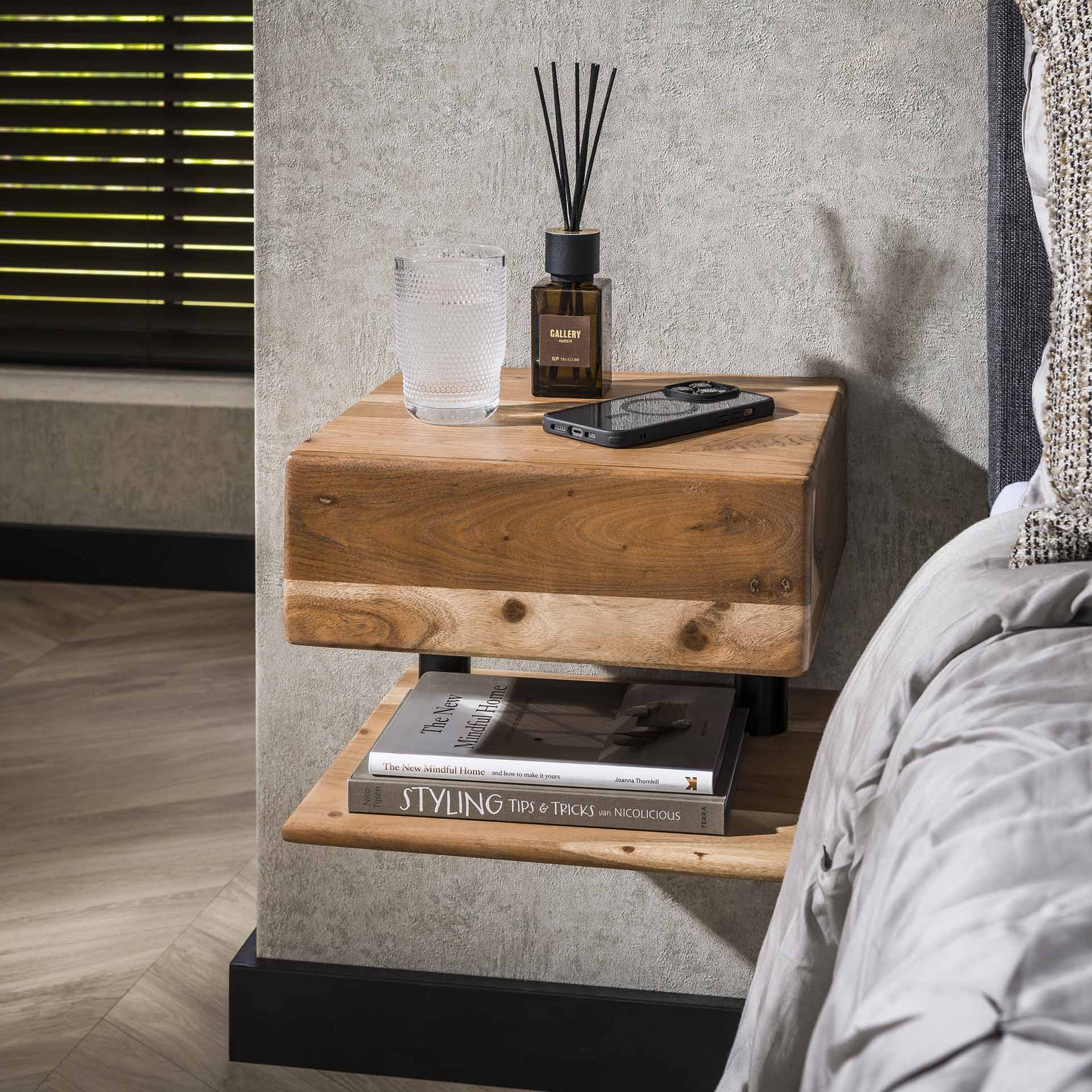 Nachtkastje Shelve