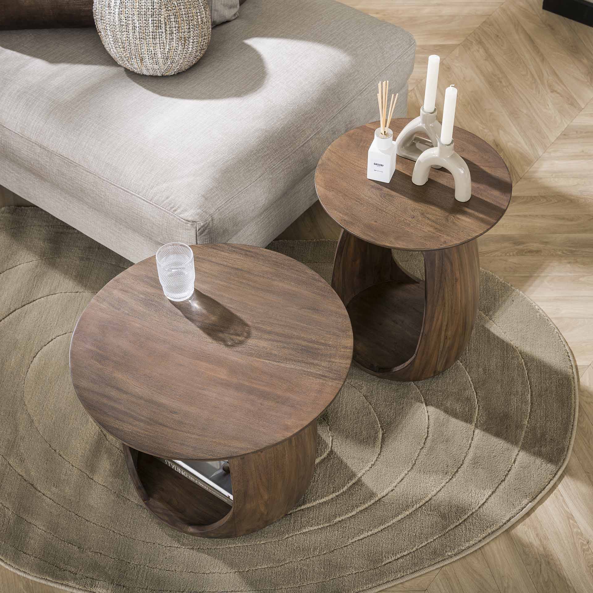 Bijzettafel Flow Solid M