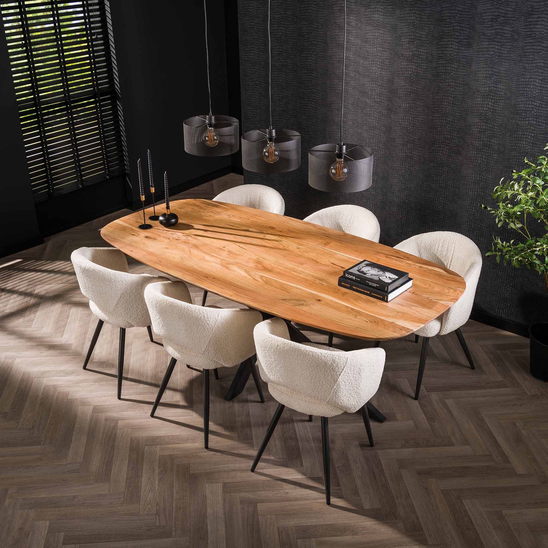 Eettafel Arhus Solid