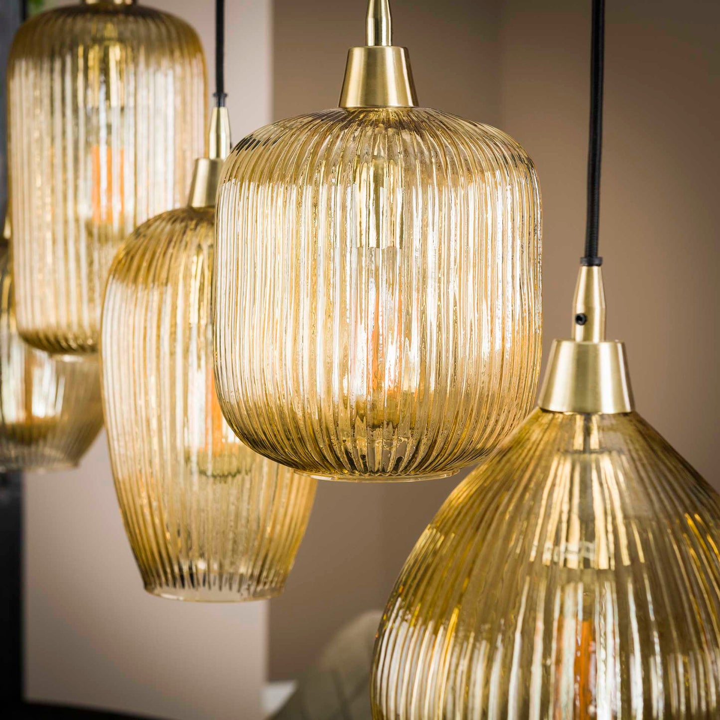 Hanglamp Amberglas - 5 verstelbare kappen
