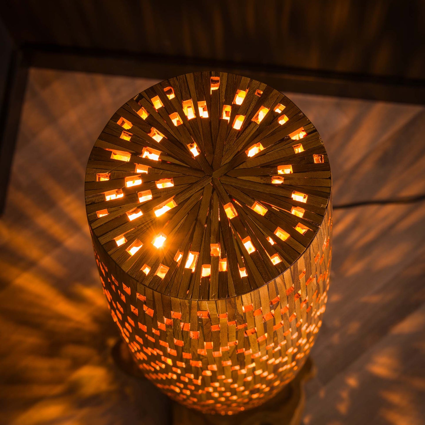 Vloerlamp massief gerecycled teakhout