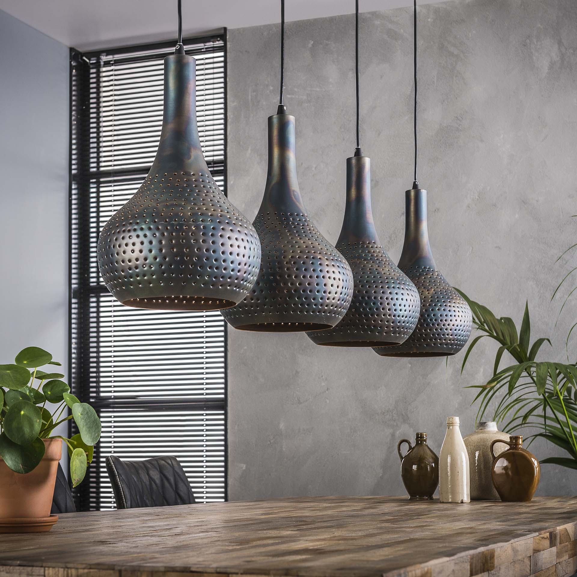 Hanglamp 4L met kegelvormige lampenkappen
