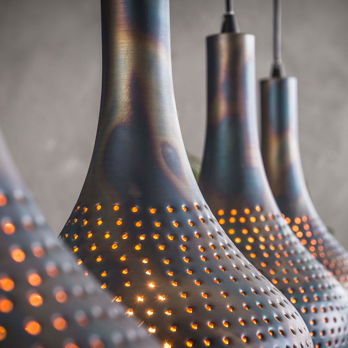 Hanglamp 4L met kegelvormige lampenkappen