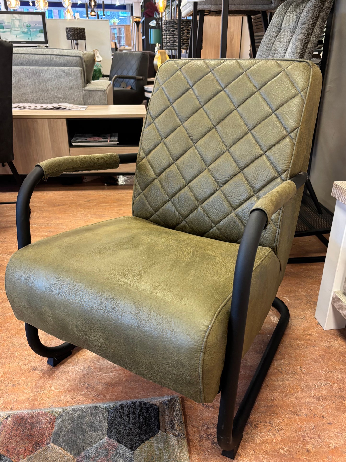 OPRUIMING Fauteuil Civo