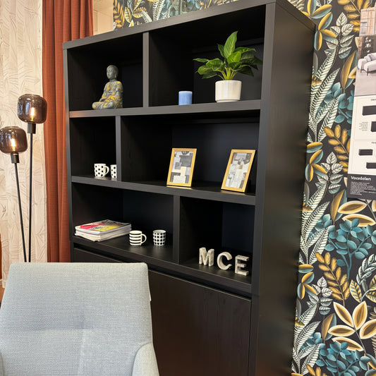 CLEARANCE Milanello wall cabinet