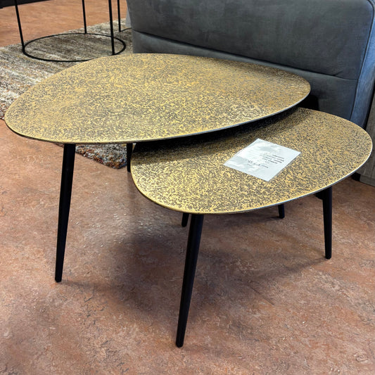 CLEARANCE Coffee table 3158/30 triangular