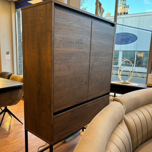 CLEARANCE Wall cabinet milltown